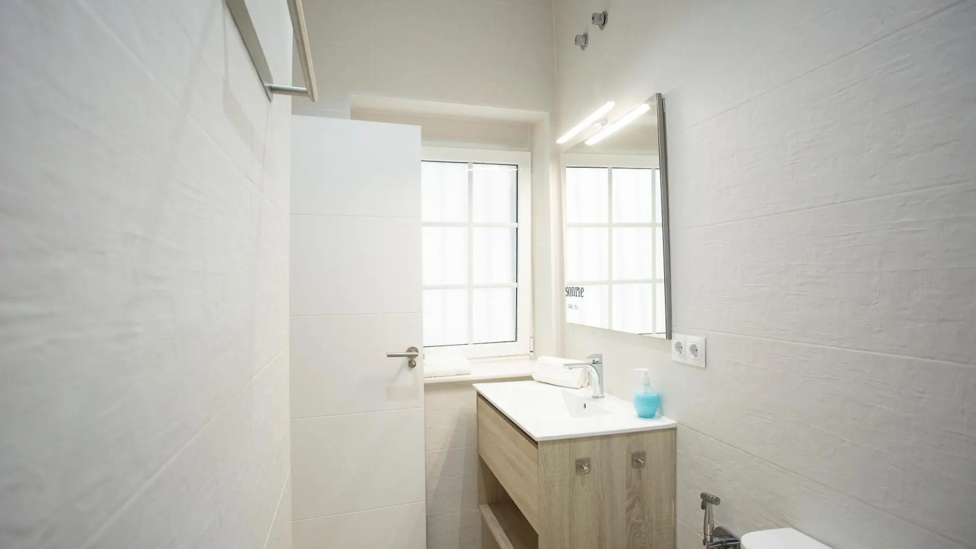 Wish Suite Cervantes Sevilla Apartman