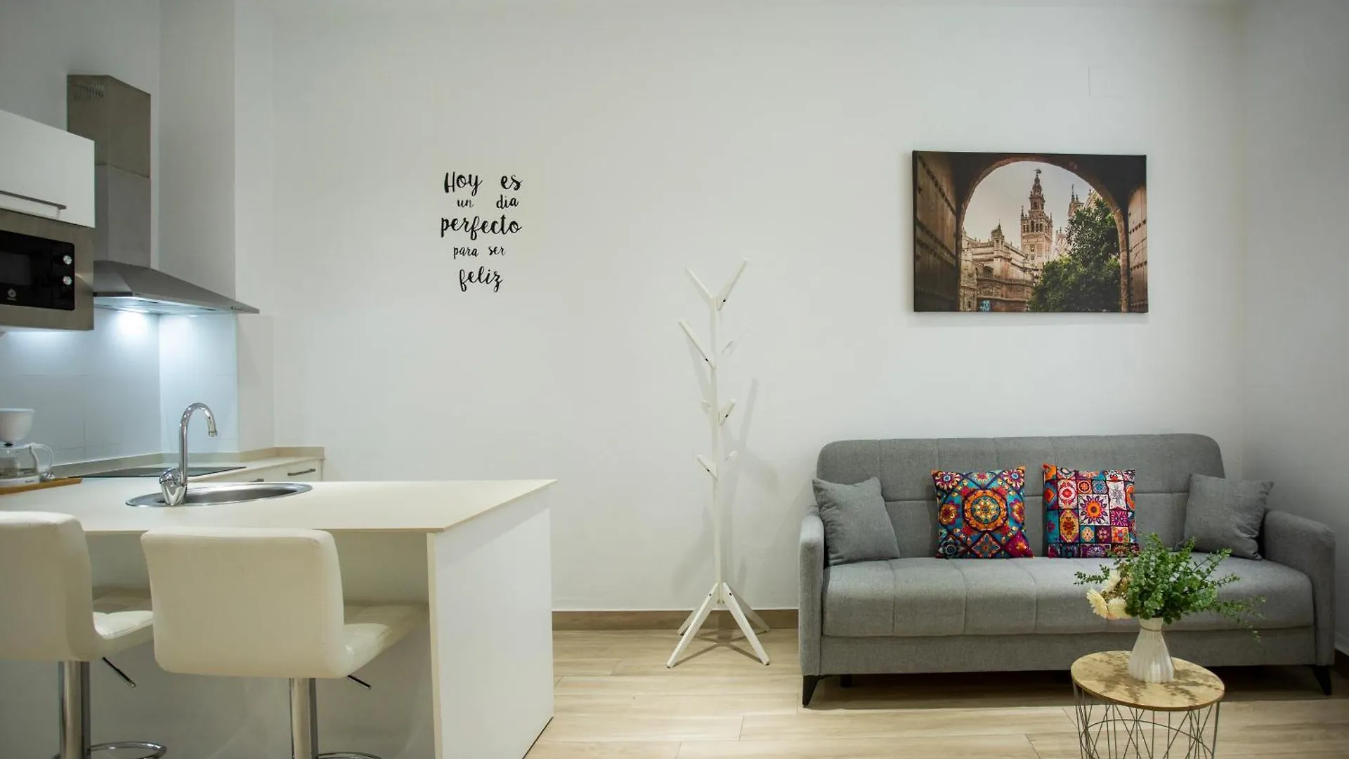 Wish Suite Cervantes Sevilla Apartman
